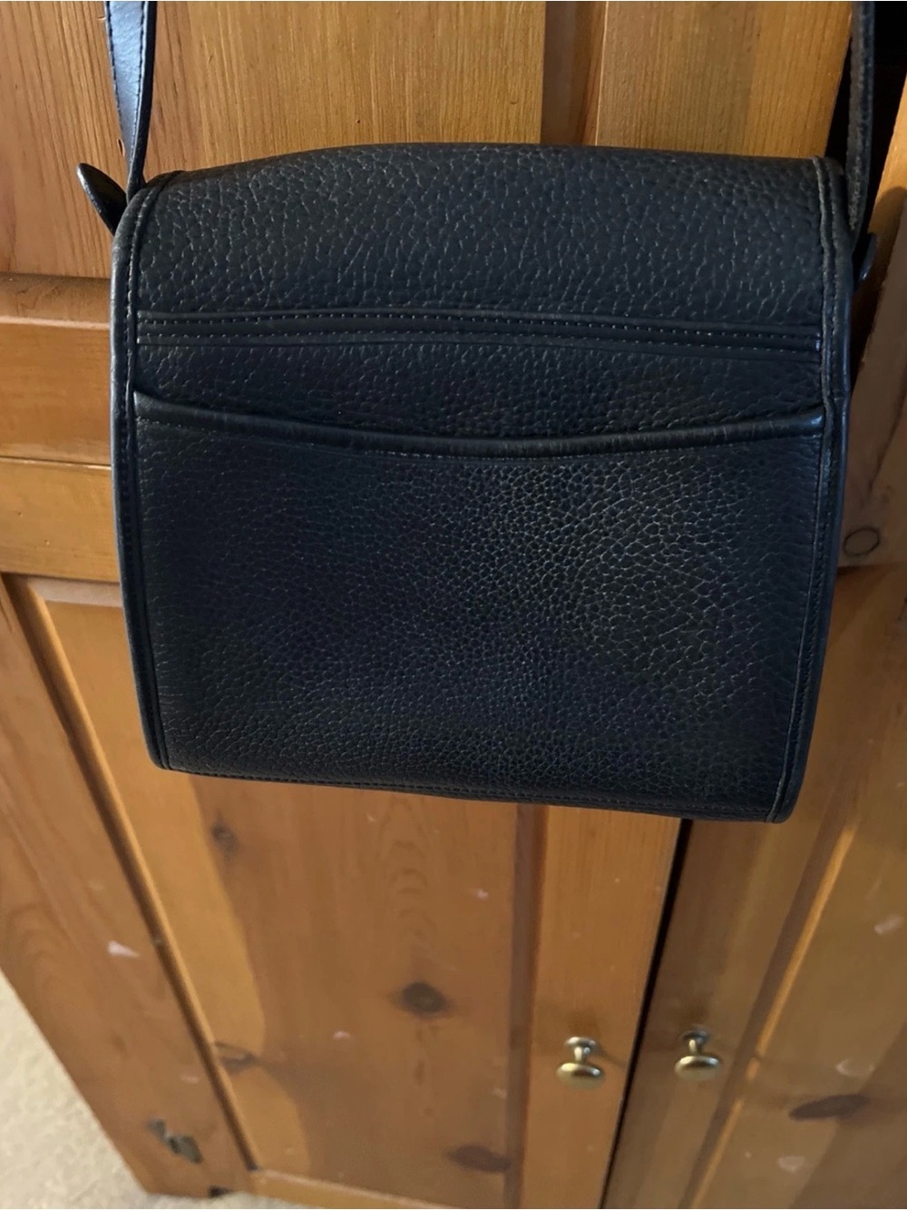 Dooney Bourke Vintage Essex All Weather Pebbled Leather Crossbody Bag Black  EUC - Picture 11 of 14